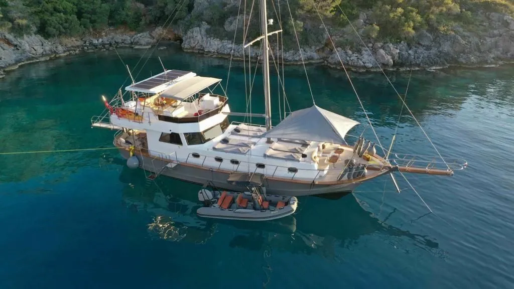 Explore Göcek on a 19m Rental Gulet - Fotoğraf 2