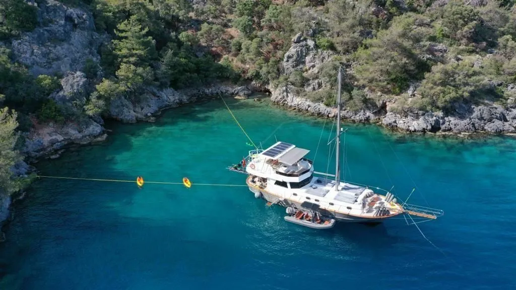 Explore Göcek on a 19m Rental Gulet - Fotoğraf 1
