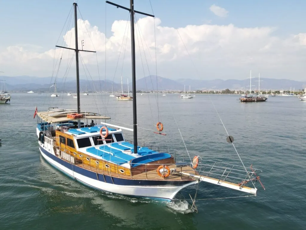Fethiye Kiralık 5 Kabinli 20m Gulet - Fotoğraf 2