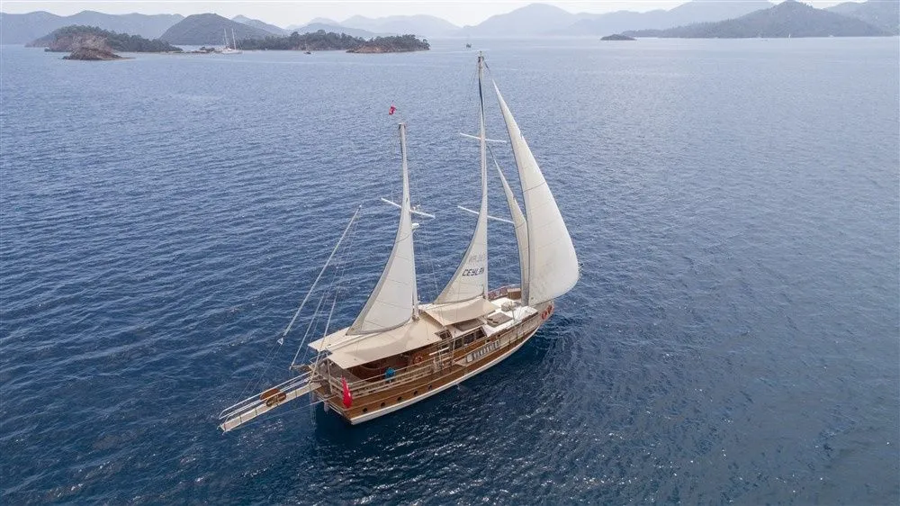 Charter a 20m Boat in Fethiye - Fotoğraf 3