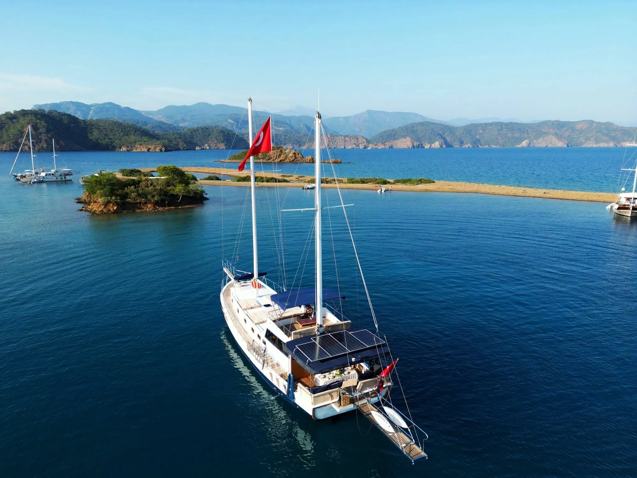 Rent a 21m Gulet in Göcek - Fotoğraf 2