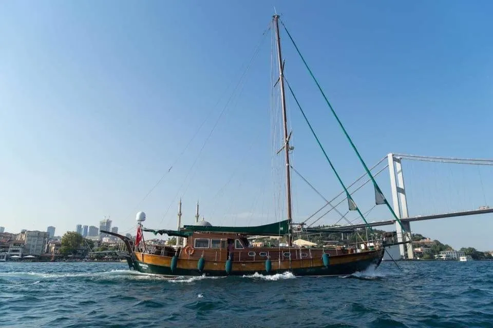 Explore Göcek on a 21m 3 Cabin Gulet Rental - Fotoğraf 2