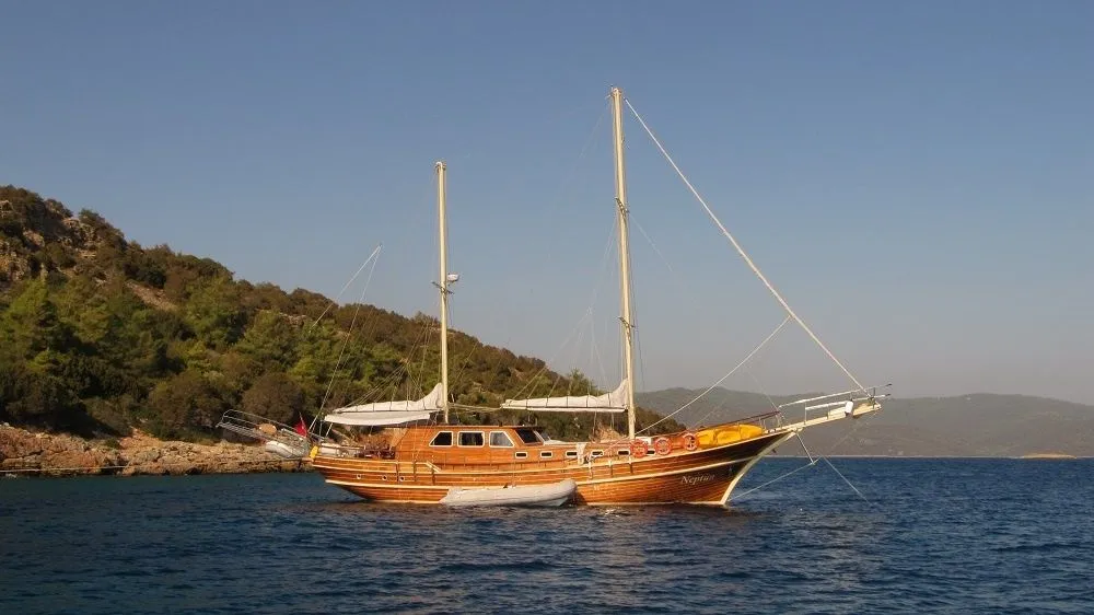 Bodrum Kiralık 21m Tekne - Fotoğraf 1
