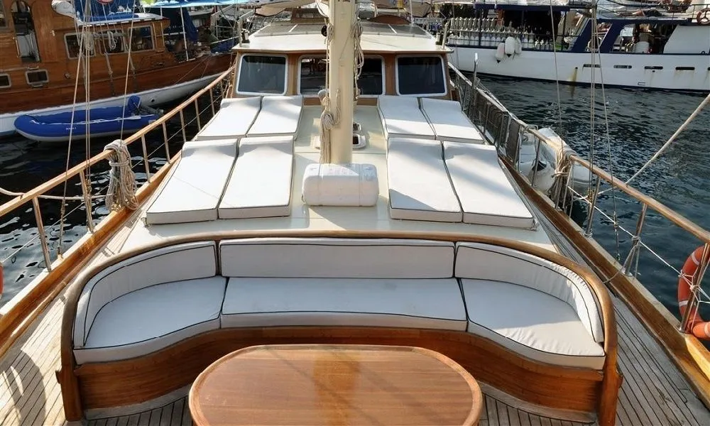 Bodrum Kiralık 21m Tekne - Fotoğraf 3