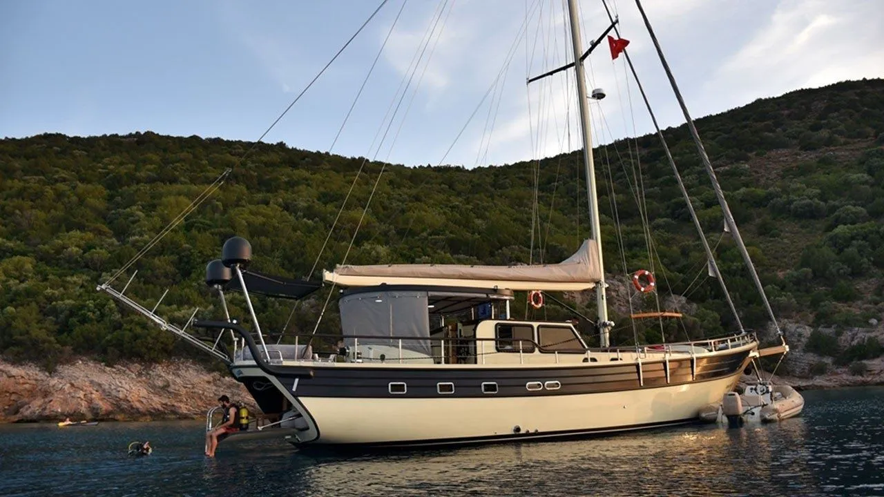 Charter a 21m 3 Cabin Gulet in Bodrum - Fotoğraf 1