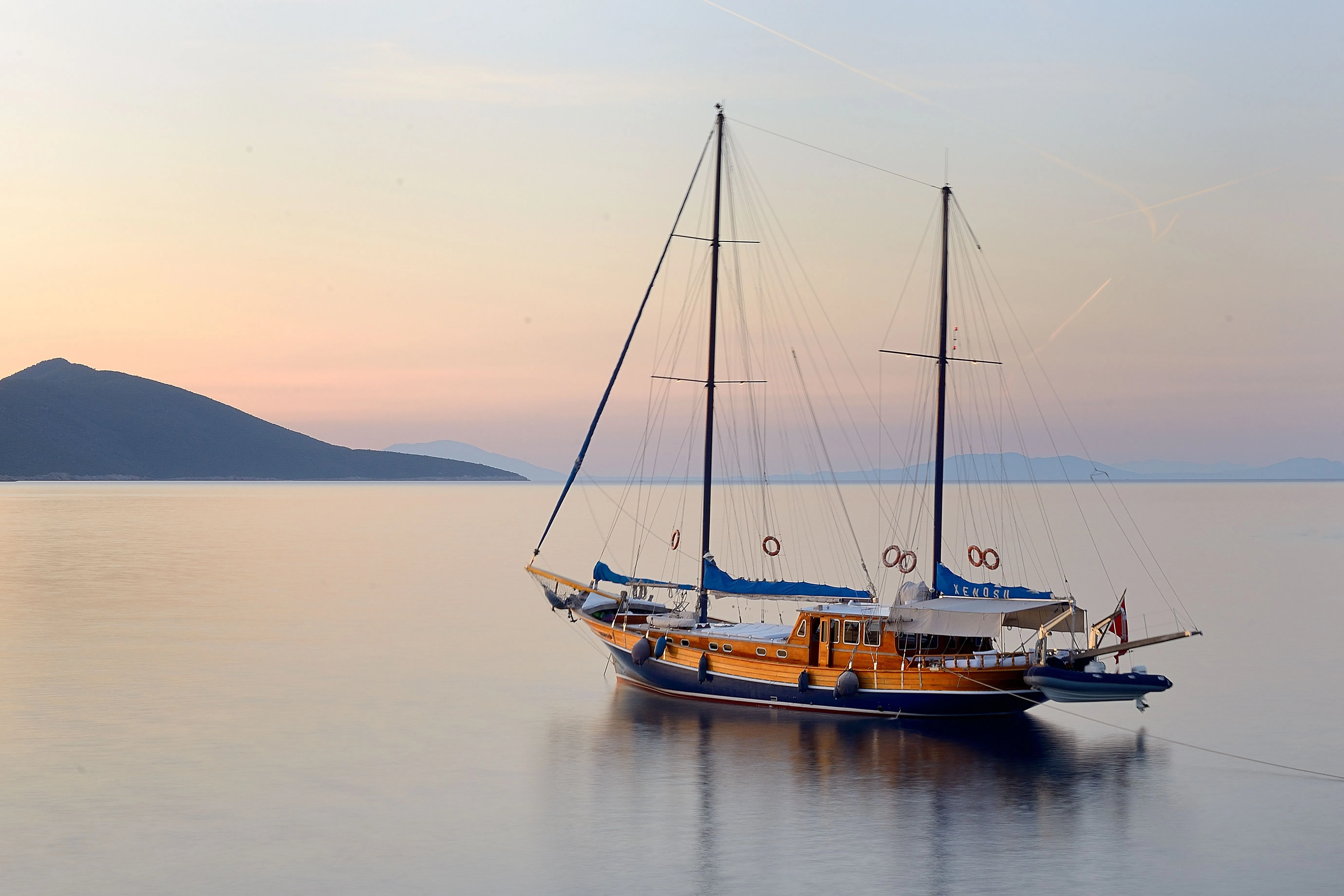 Bodrum Kiralık 4 Kabinli 25m Gulet - Fotoğraf 1