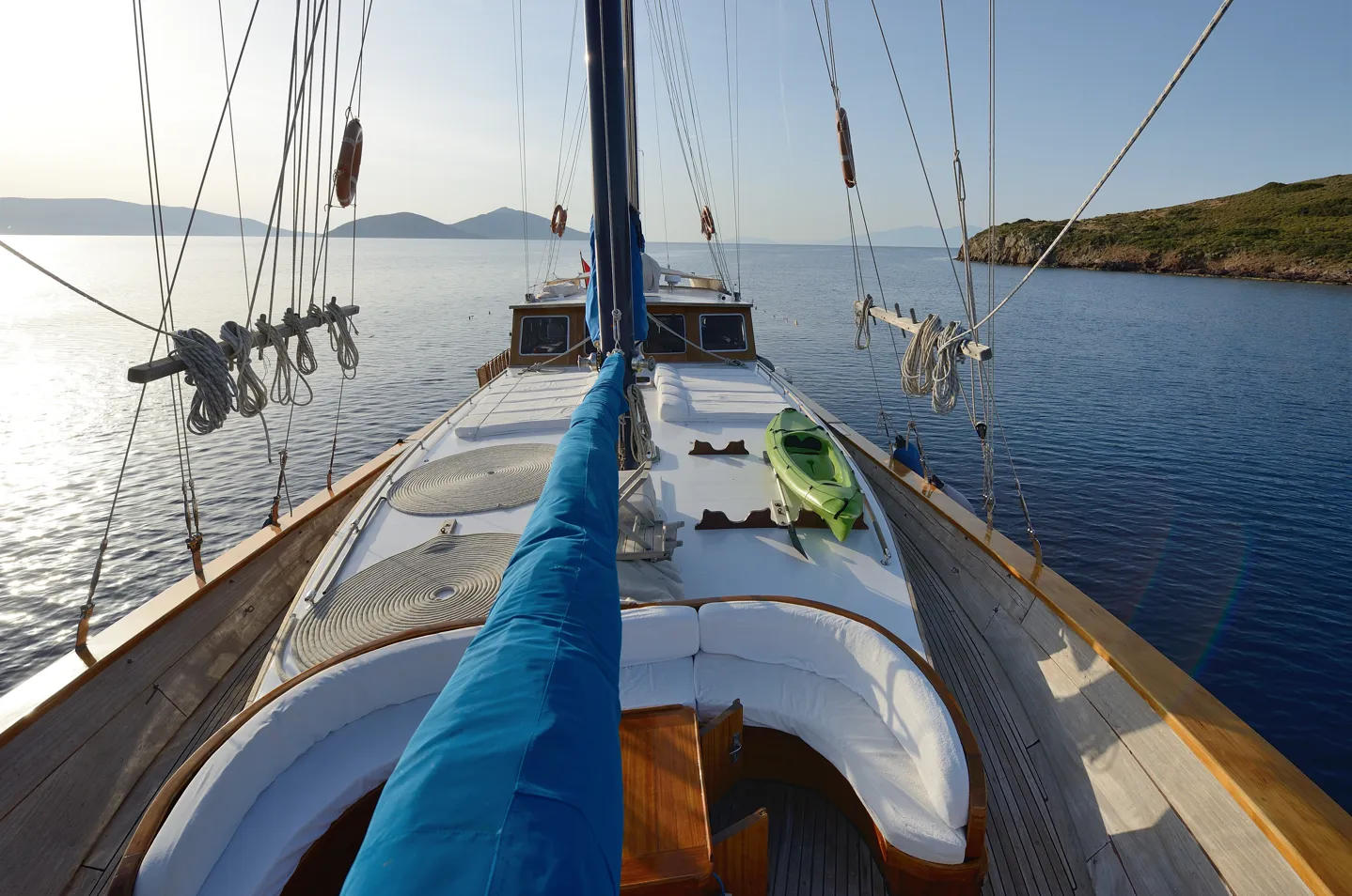 Bodrum Kiralık 4 Kabinli 25m Gulet - Fotoğraf 3
