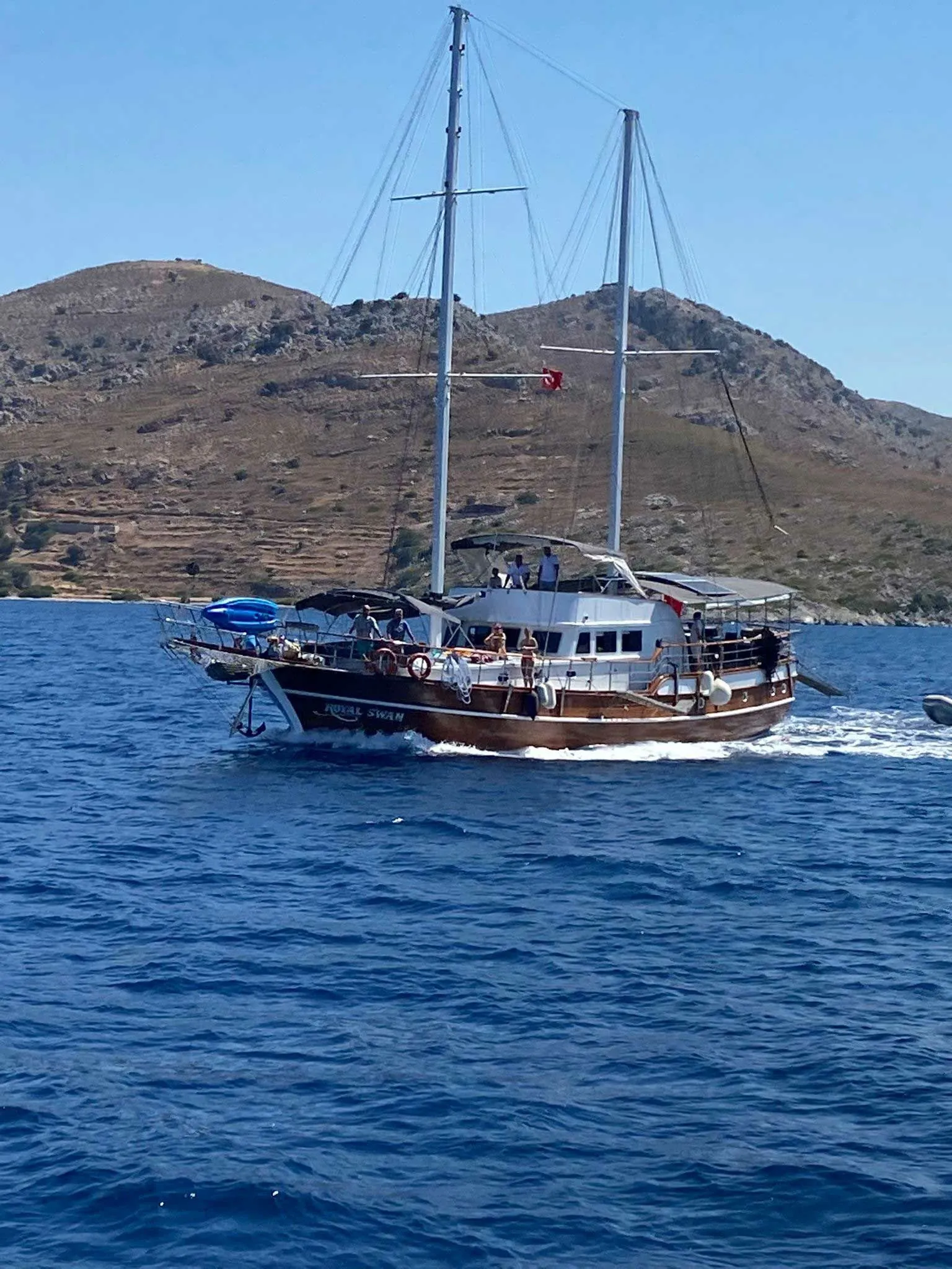 Rent a 24m 5 Cabin Gulet in Göcek - Fotoğraf 2