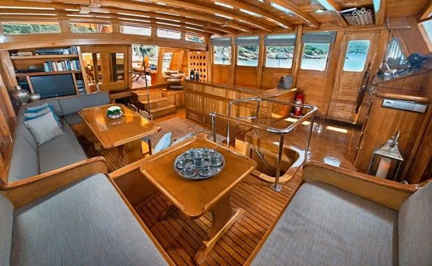 Bodrum Kiralık 25m Tekne - Fotoğraf 5