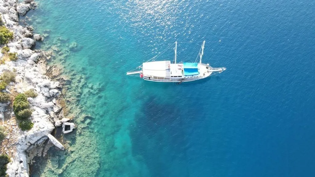 Charter a 25m 8 Cabin Gulet in Fethiye - Fotoğraf 3
