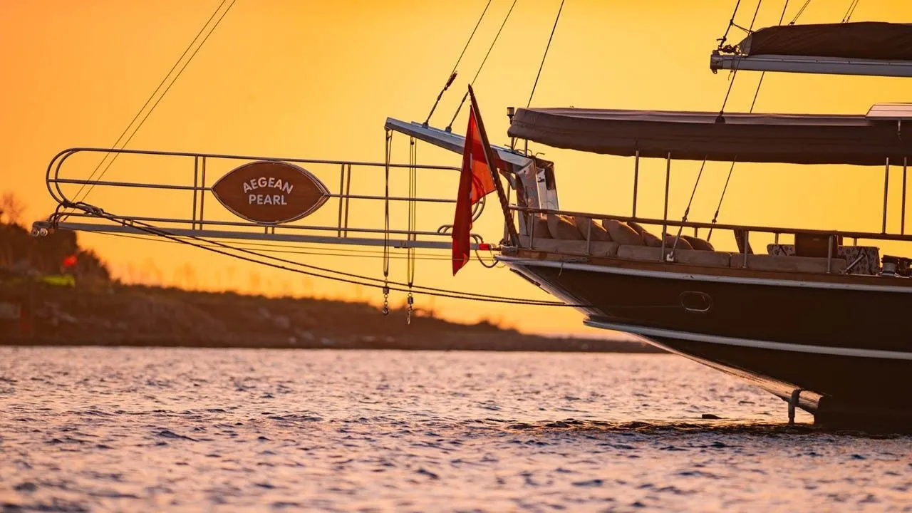 Explore Bodrum on a 26m 4 Cabin Gulet Rental - Fotoğraf 3