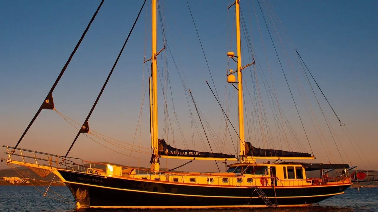 Explore Bodrum on a 26m 4 Cabin Gulet Rental - Fotoğraf 1