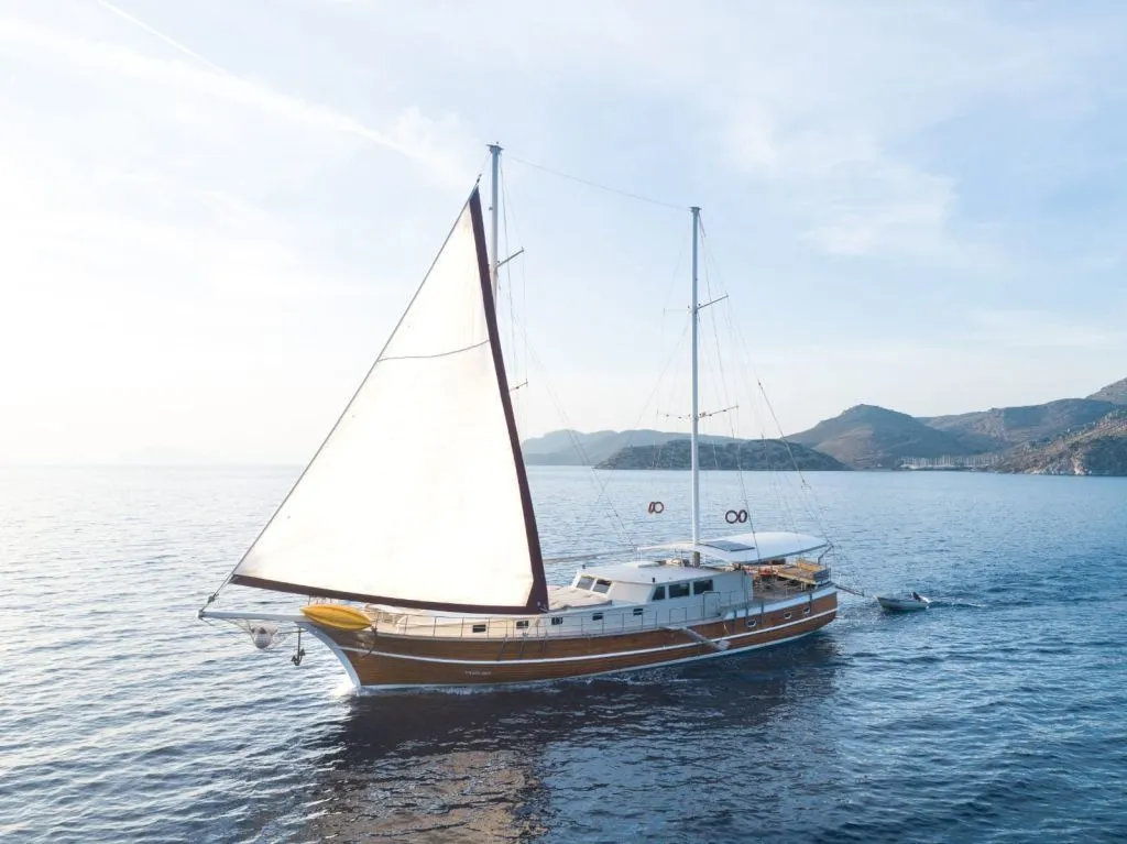 Rent a 26m Gulet in Marmaris - Fotoğraf 1