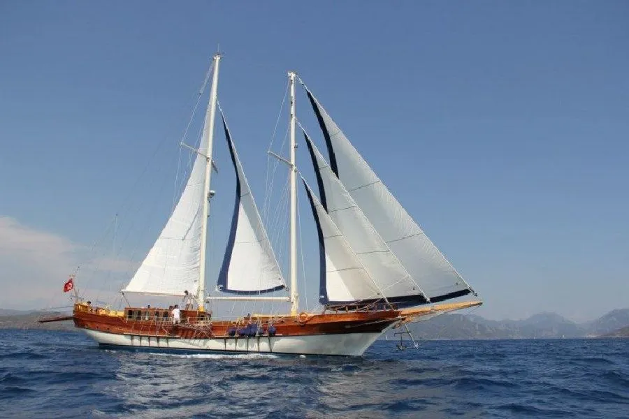 Charter a 26m 6 Cabin Gulet in Marmaris - Fotoğraf 2