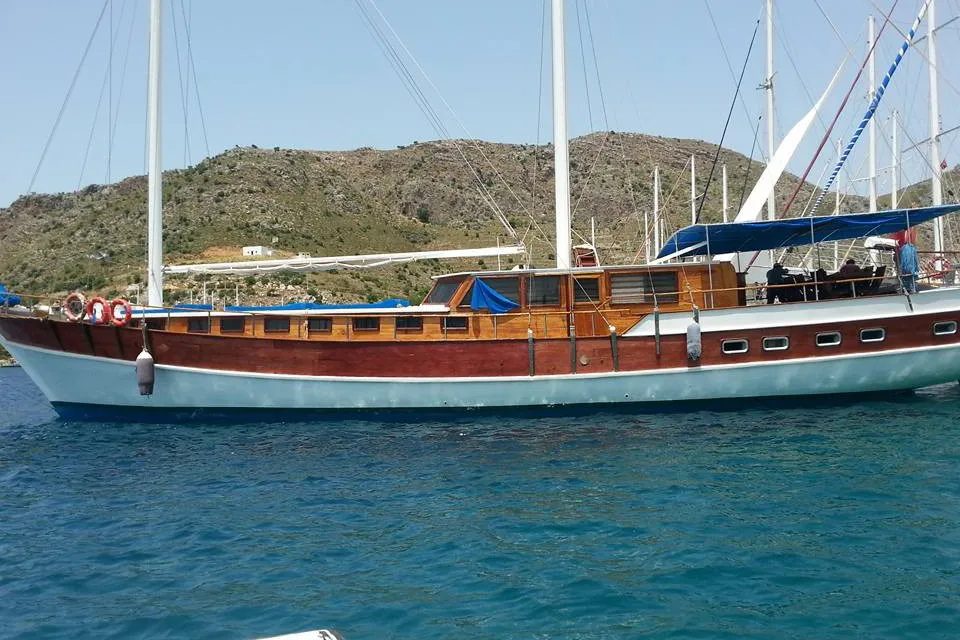 Explore Bozburun on a 27m 6 Cabin Gulet Rental - Fotoğraf 1