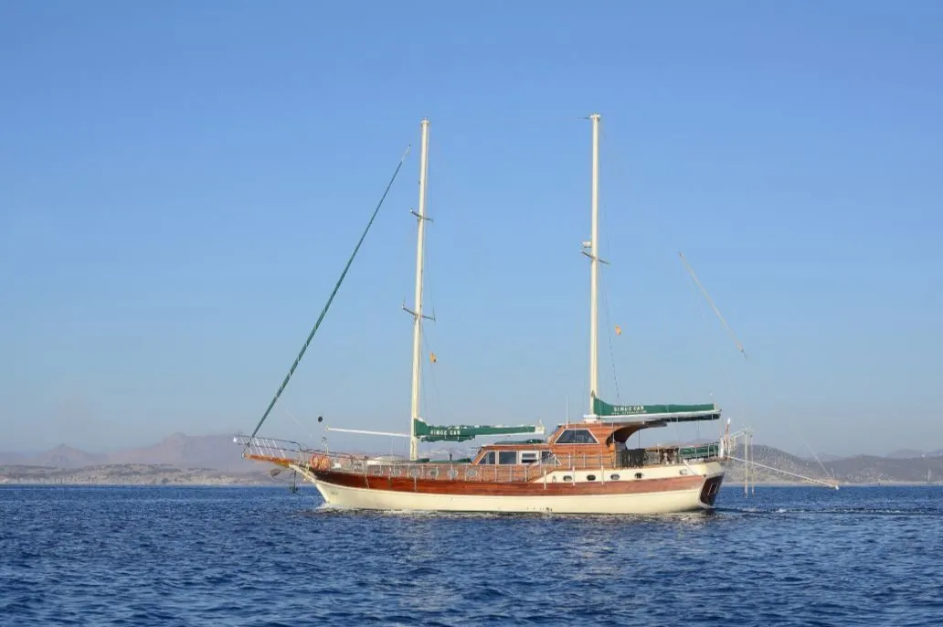 Bodrum Kiralık 27m Tekne - Fotoğraf 5