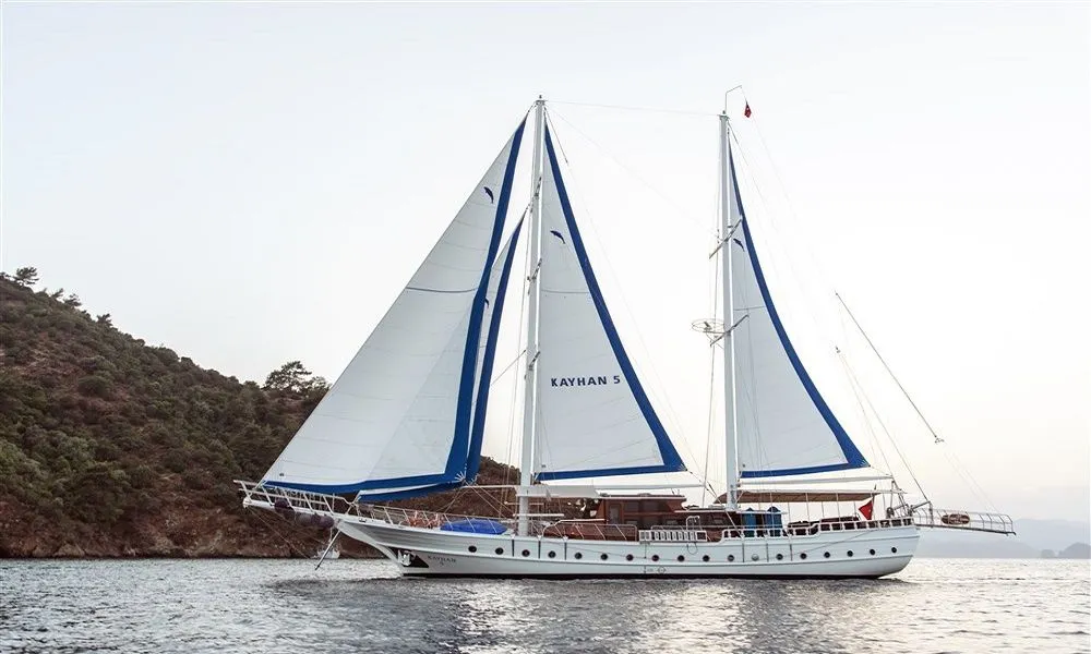 Explore Fethiye on a 28m 6 Cabin Gulet Rental - Fotoğraf 3