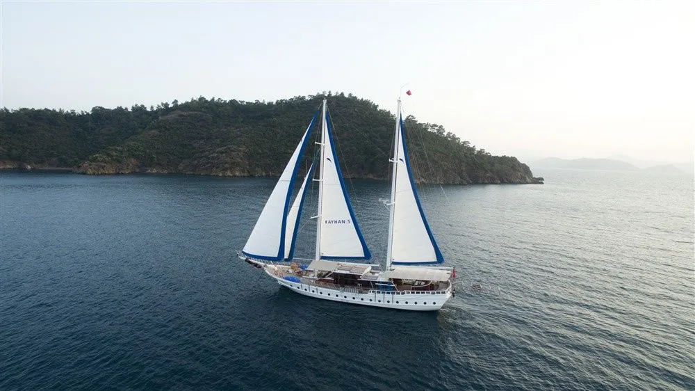 Explore Fethiye on a 28m 6 Cabin Gulet Rental - Fotoğraf 5