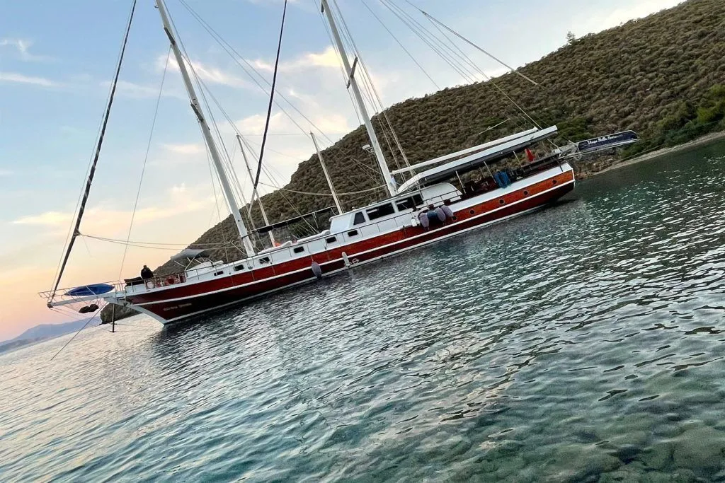 Explore Bozburun on a 28.6m Rental Gulet - Fotoğraf 3