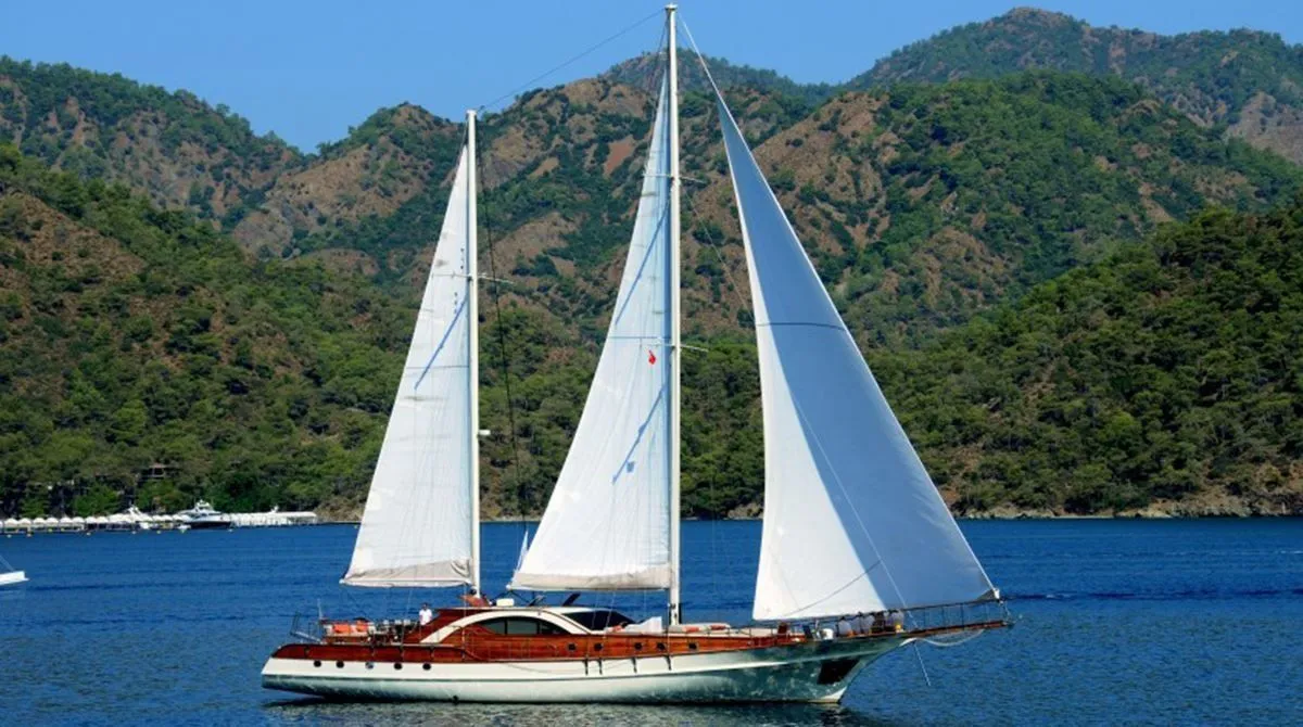 Marmaris Kiralık 4 Kabinli 29m Gulet - Fotoğraf 3