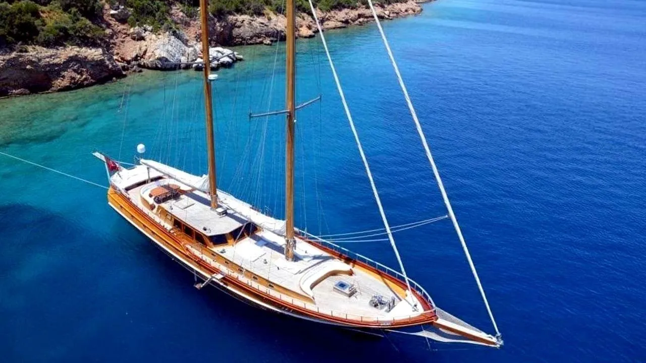 Bodrum Kiralık 4 Kabinli 30m Gulet - Fotoğraf 5
