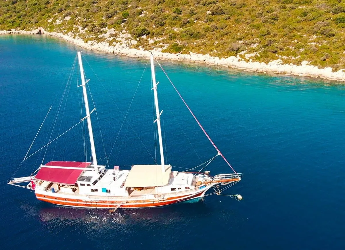 Rent a 30m Gulet in Fethiye - Fotoğraf 1