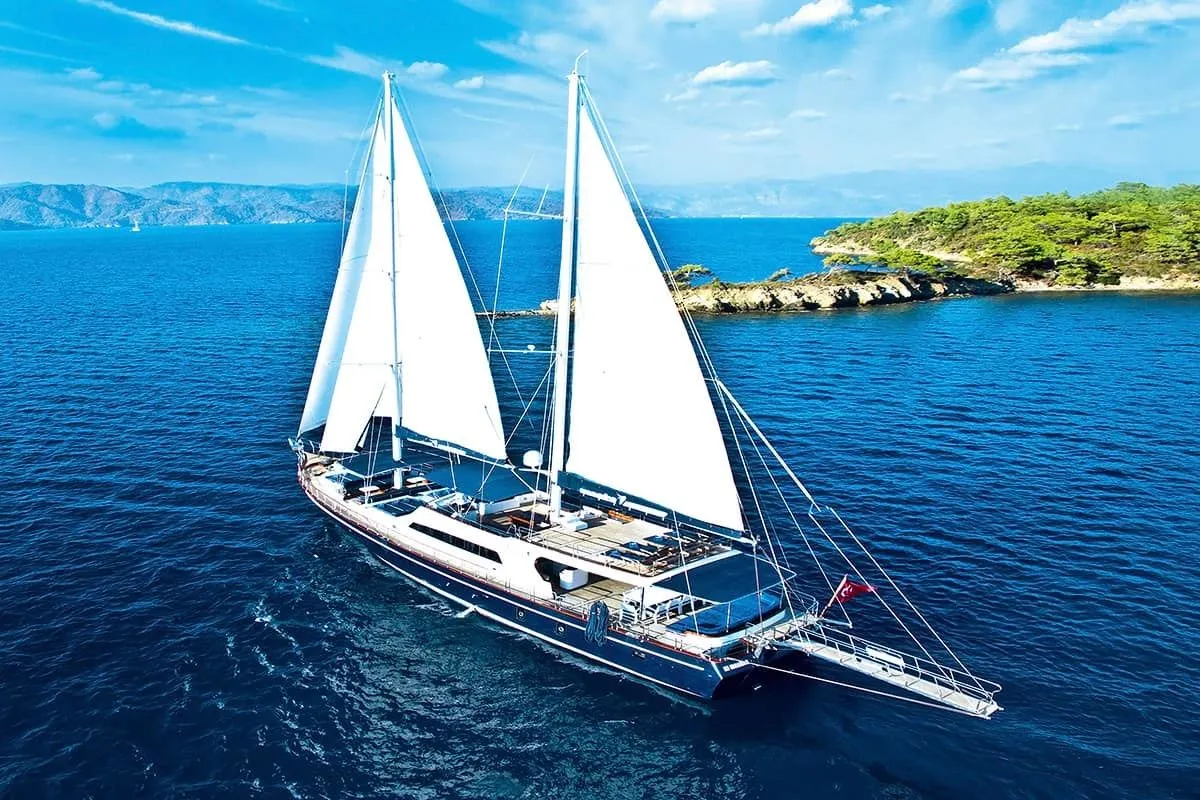 Explore Fethiye on a 30m 6 Cabin Gulet Rental - Fotoğraf 1