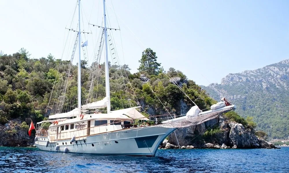Rent a 30m Gulet in Marmaris - Fotoğraf 3