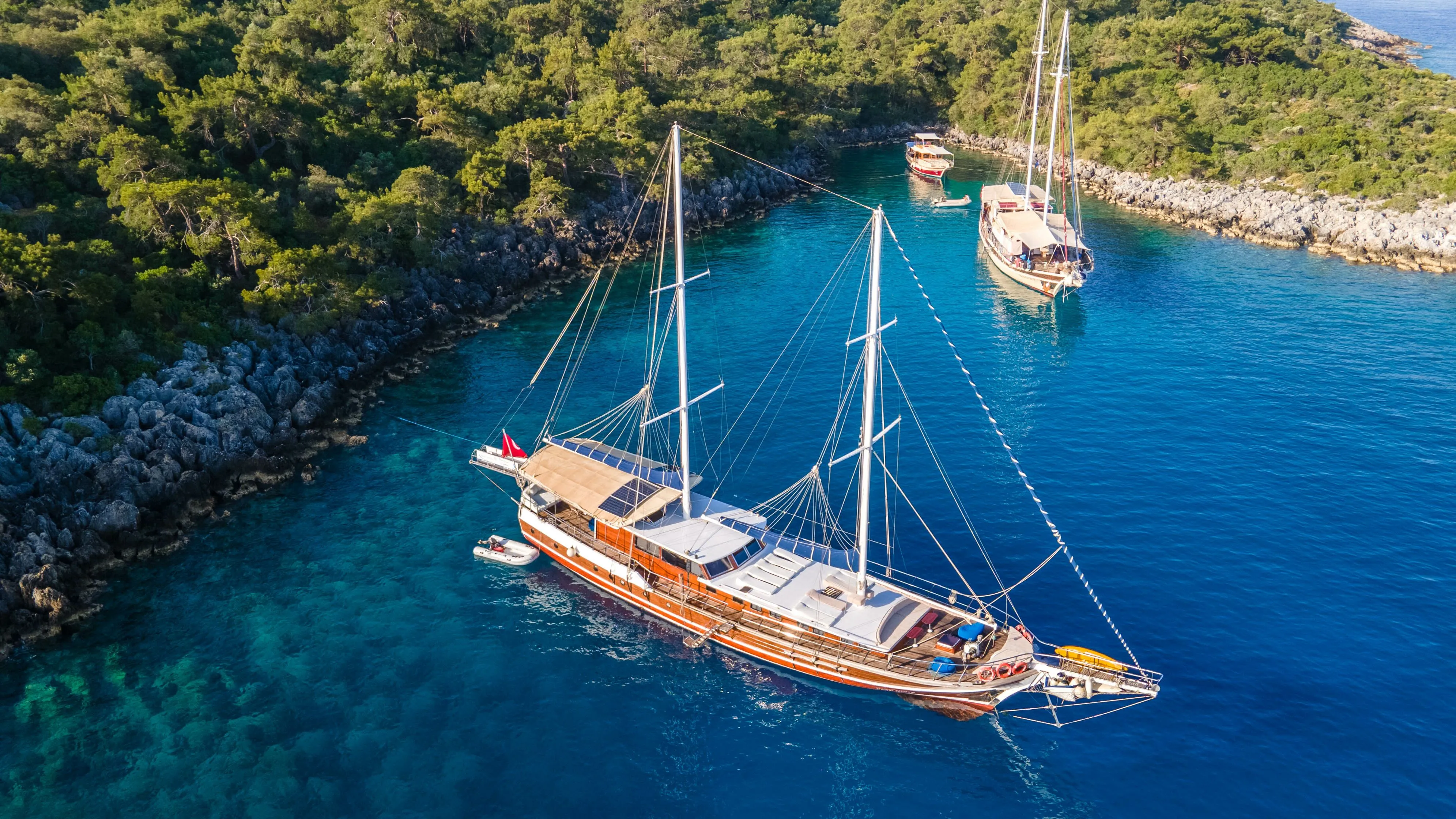 Explore Fethiye on a 30m Rental Boat - Fotoğraf 2
