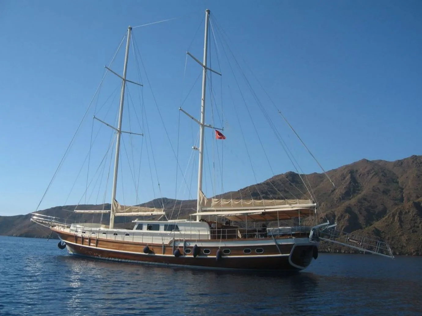 Marmaris Kiralık 30m Tekne - Fotoğraf 5