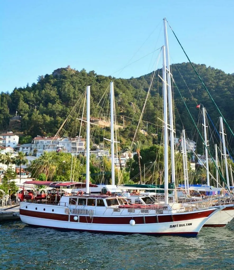 Explore Fethiye on a 30m Rental Boat - Fotoğraf 2