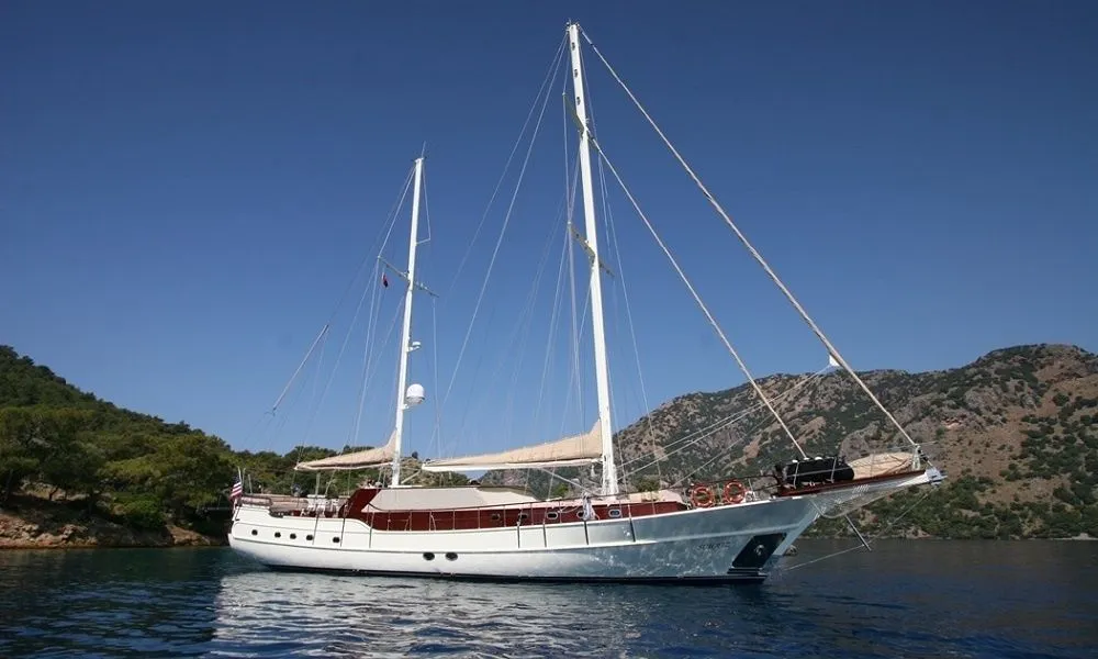 Rent a 30m Boat in Göcek - Fotoğraf 2