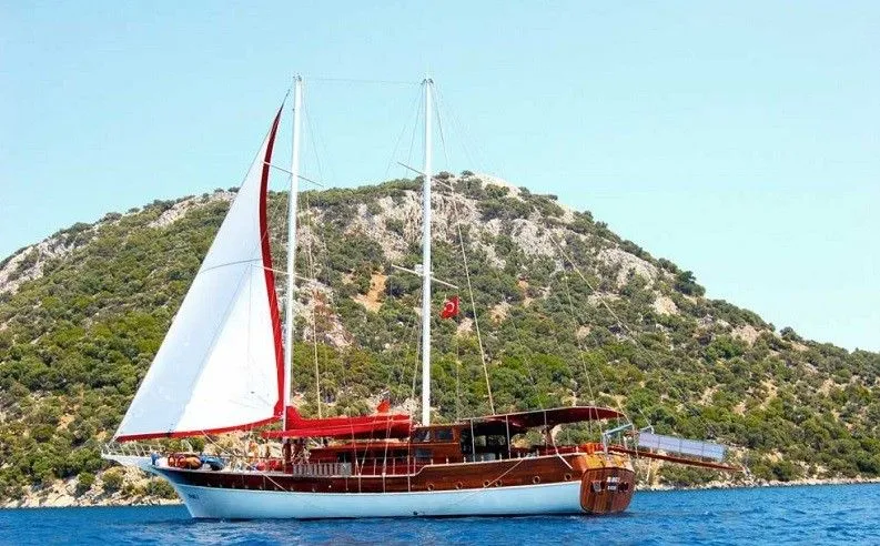 Explore Fethiye on a 30m 7 Cabin Gulet Rental - Fotoğraf 1