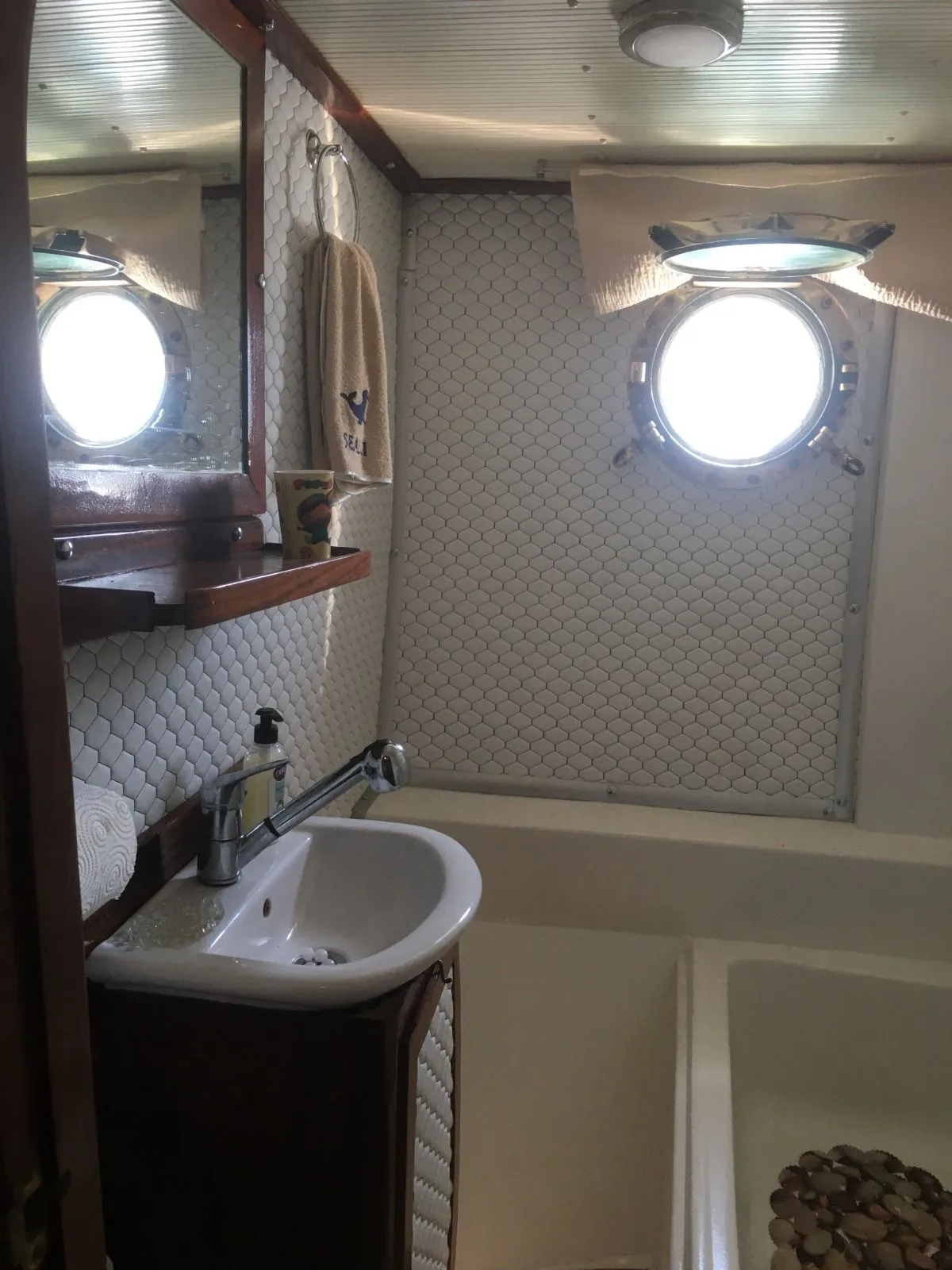 Seal 1: Bodrum'da Lüks Gulet Konforu - Fotoğraf 1