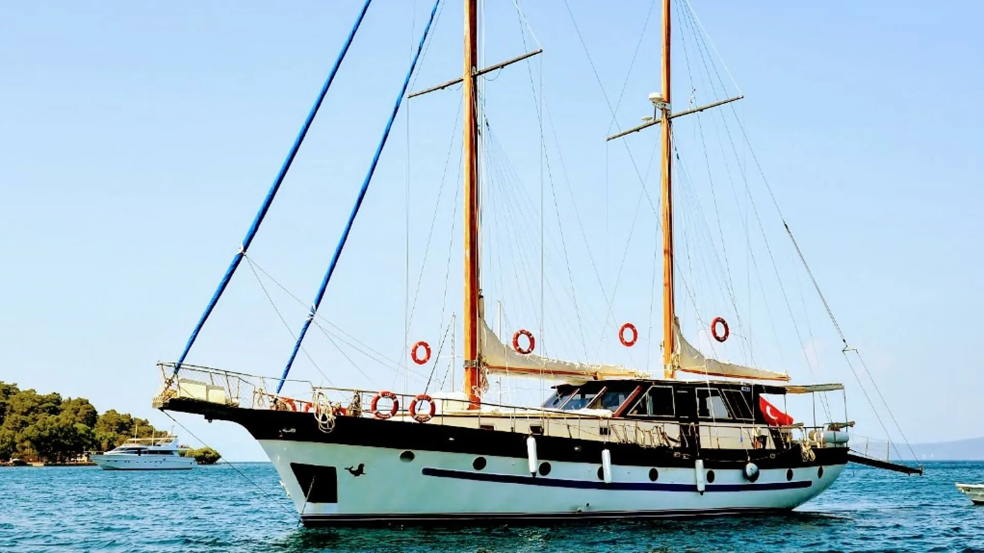 Seal 1: Bodrum'da Lüks Gulet Konforu - Fotoğraf 3