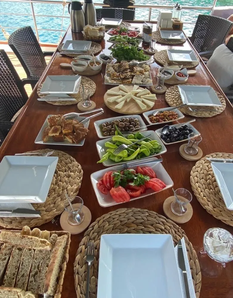 Ilkay Sultan: Комфорт и Активный Отдых на Гулете - Fotoğraf 5