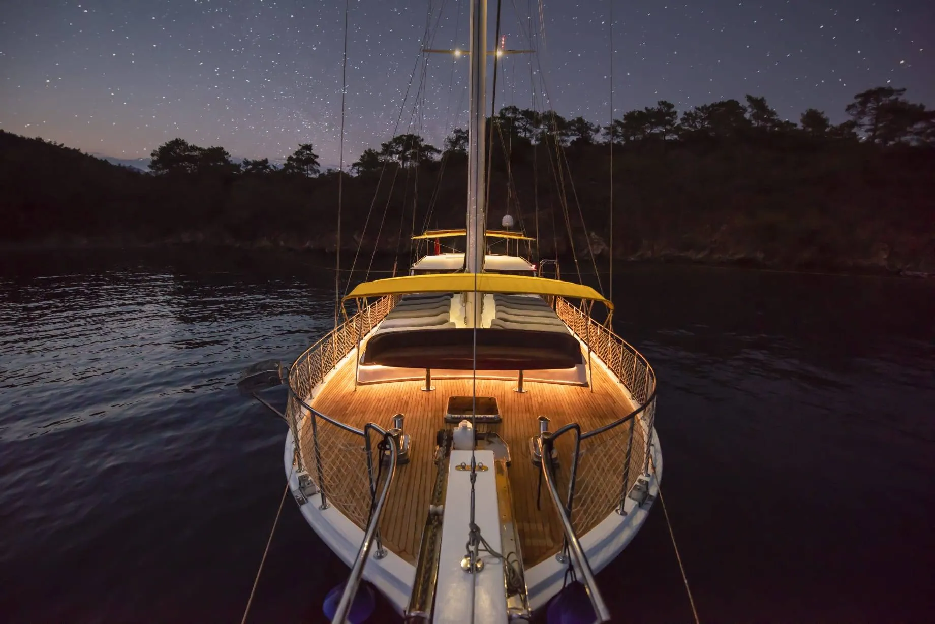 Explore Göcek on a 25m Rental Gulet - Fotoğraf 5