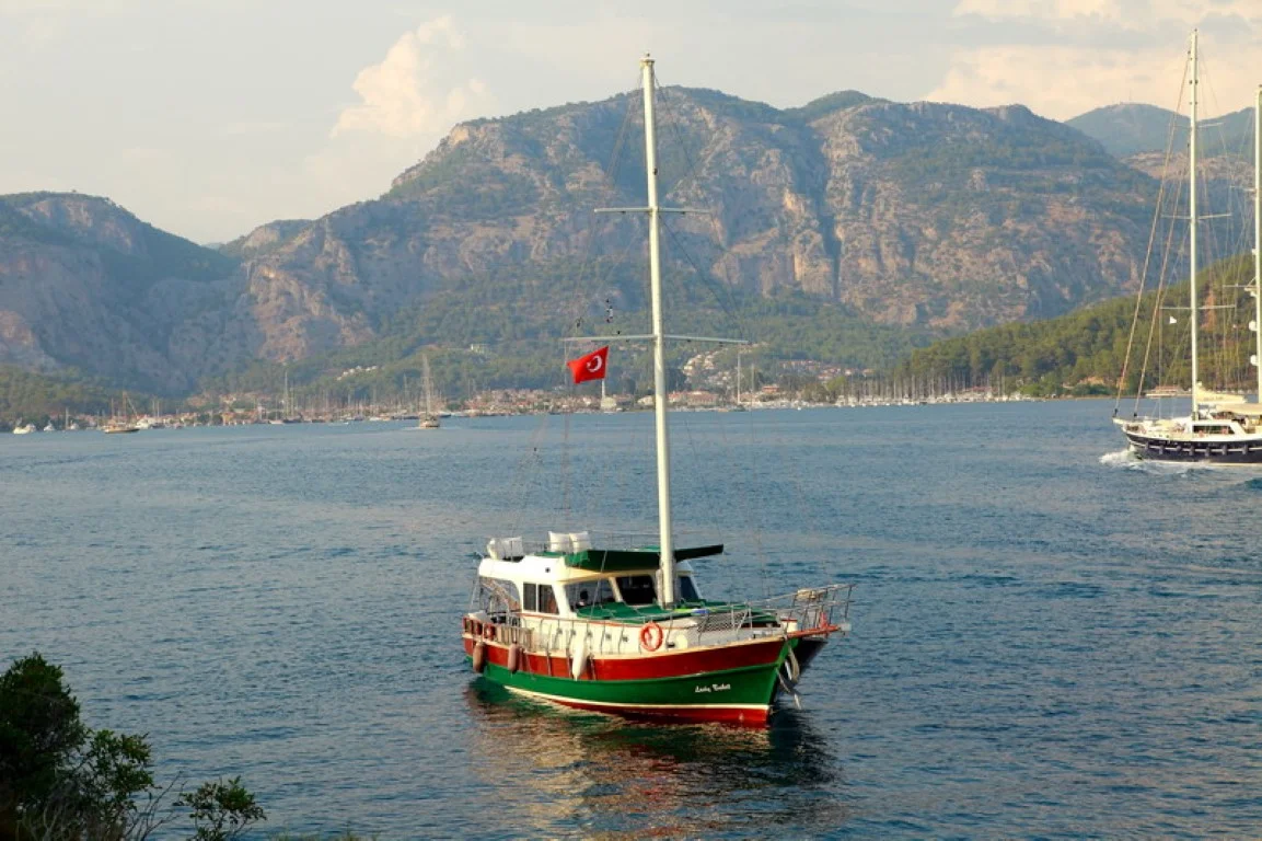 Gulet E.Petekkaya – Luxus & Komfort in Göcek - Fotoğraf 1