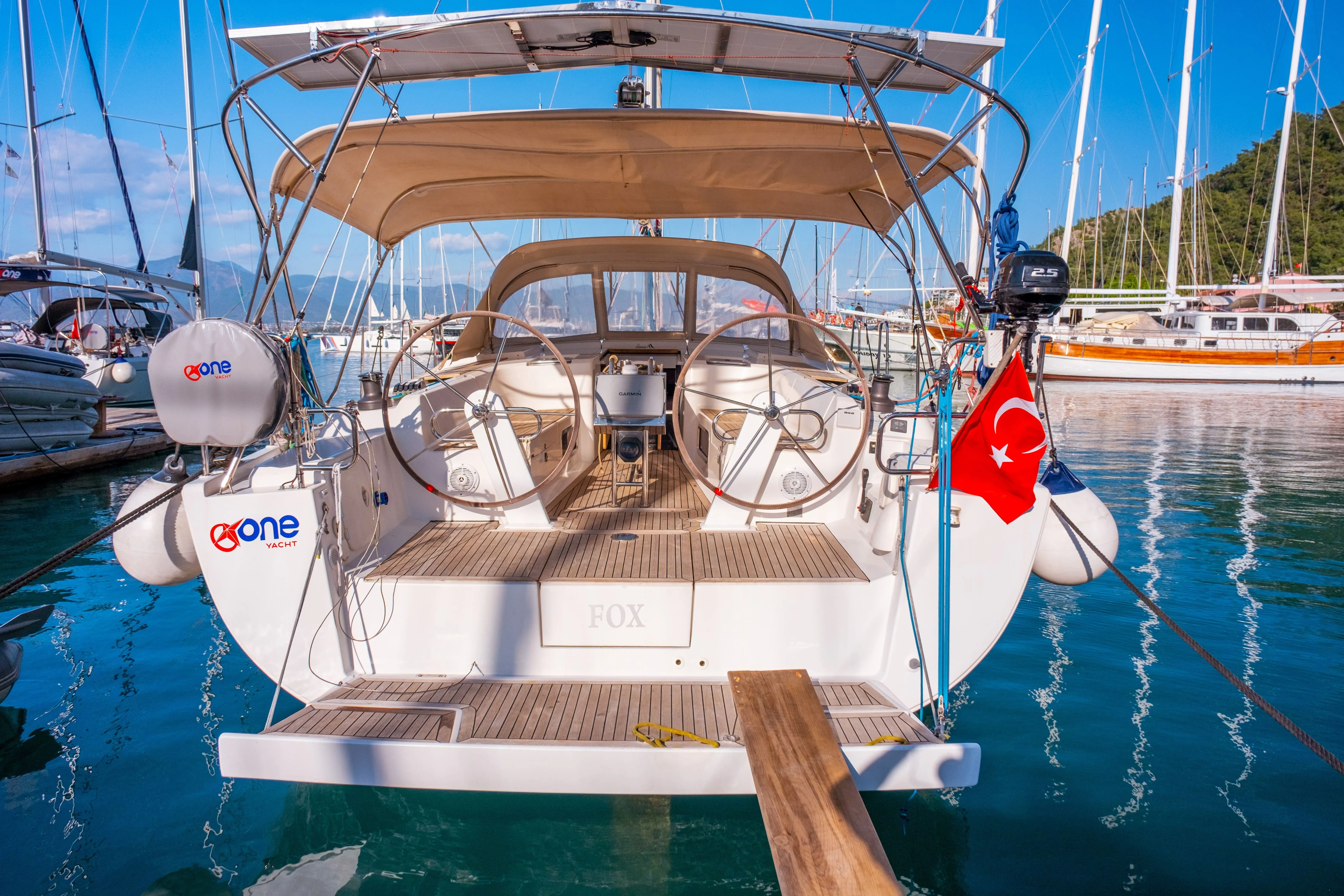 Исследуйте Фетхие на арендованном парусная яхта Hanse 445 длиной 13.52м - Fotoğraf 3
