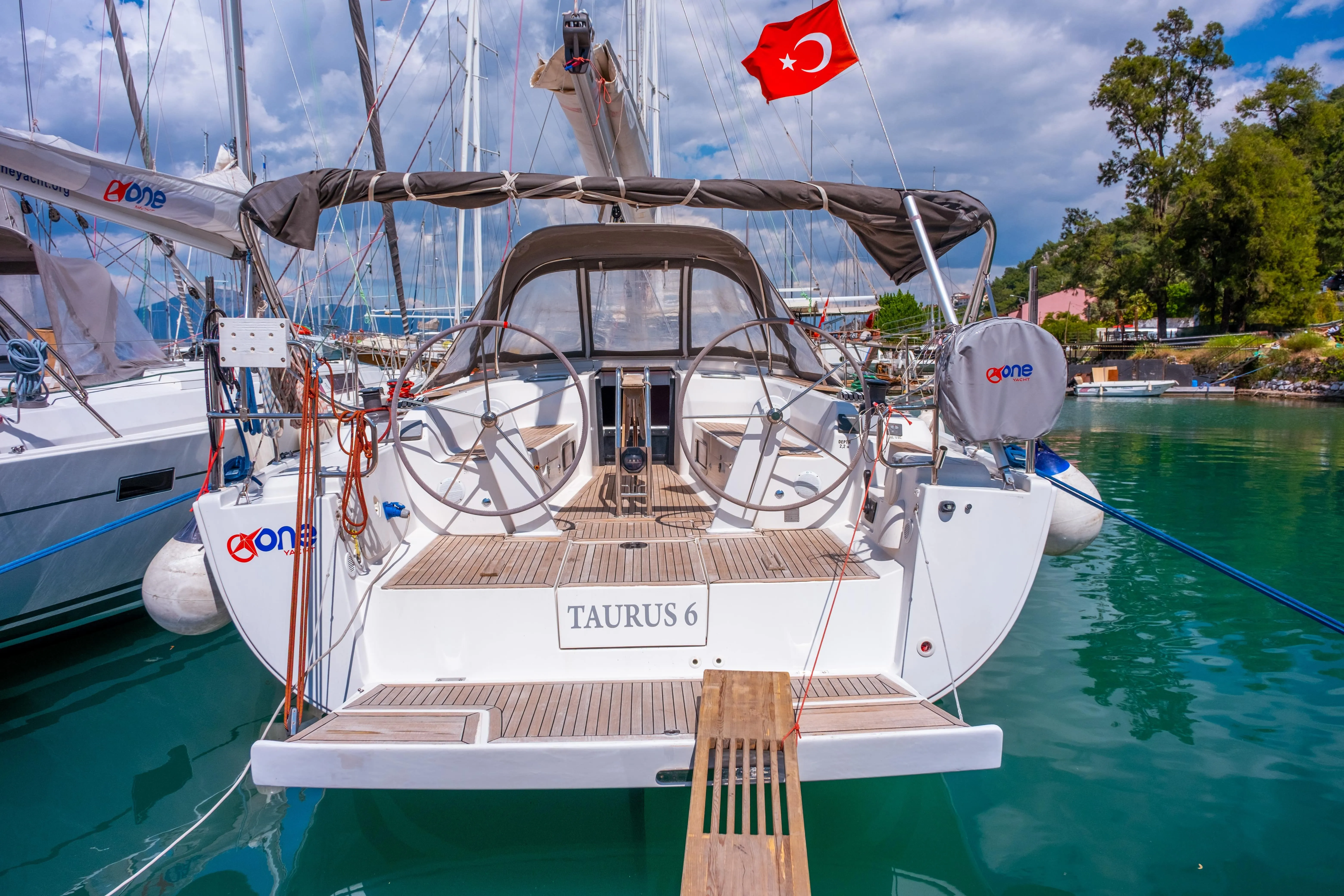 Rent a 13.52m 4 Cabin Sailing Yacht in Fethiye - Fotoğraf 4