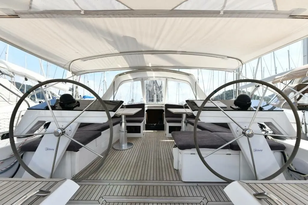 Rent a 14.6m Hanse 460 Sailing Yacht in Göcek - Fotoğraf 3