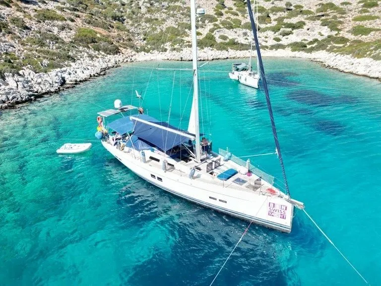 Rent a 17.15m Sailing Yacht Hanse 575 in Göcek - Fotoğraf 3