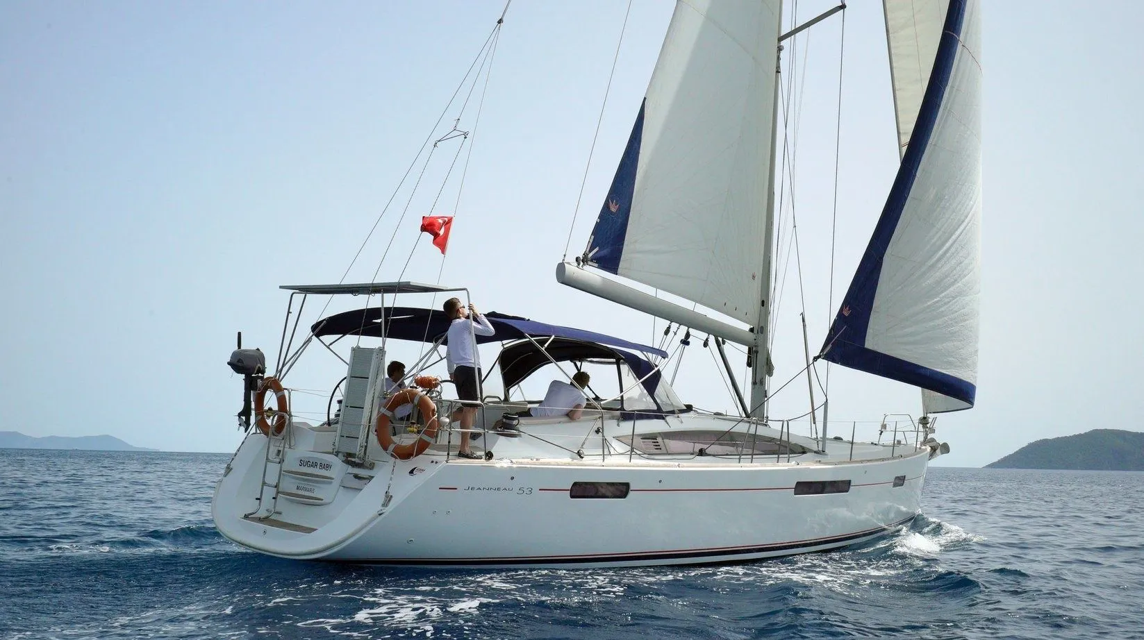 Charter a 16.06m Jeanneau 53 Sailing Yacht in Marmaris - Fotoğraf 5