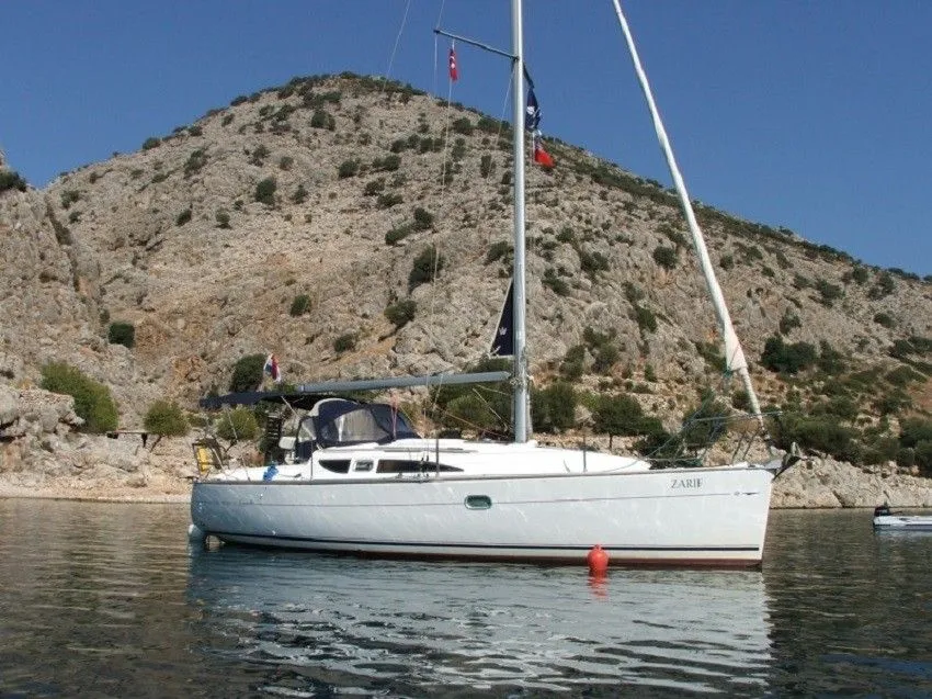 9.5м аренда Jeanneau Sun Odyssey 32 в Фетхие - Fotoğraf 1