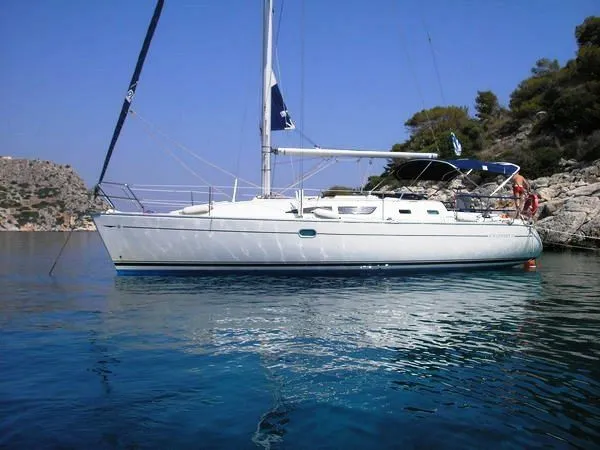 Rent a 11.9m 3 Cabin Sailing Yacht in Marmaris - Fotoğraf 4