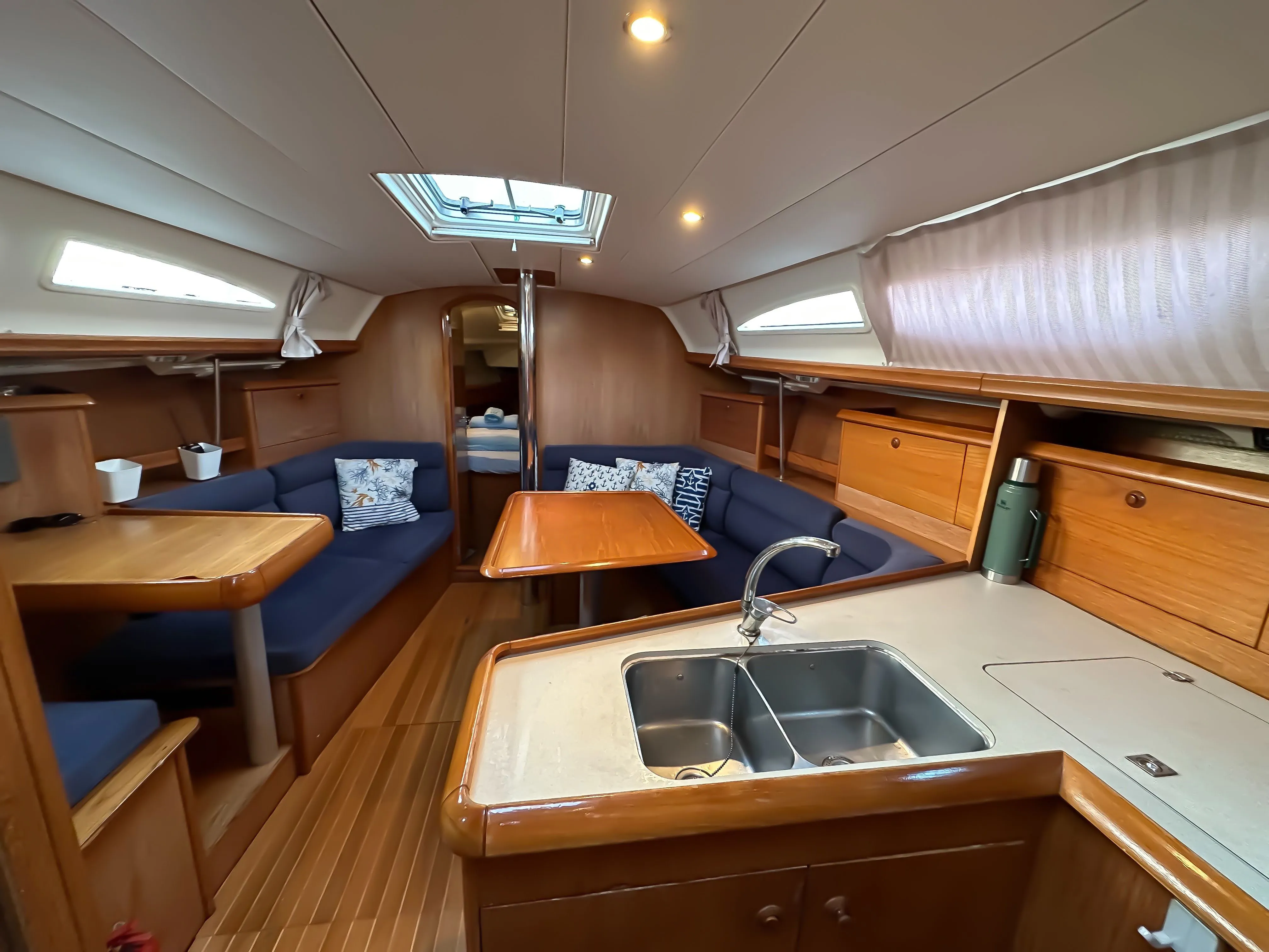 Rent a 11.27m 3 Cabin Sailing Yacht in Turgutreis - Fotoğraf 5