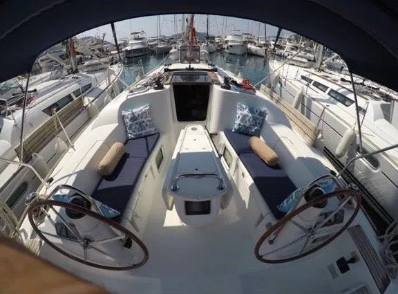 Explore Fethiye on a 11.86m Rental Sailing Yacht Jeanneau Sun Odyssey 39i - Fotoğraf 5