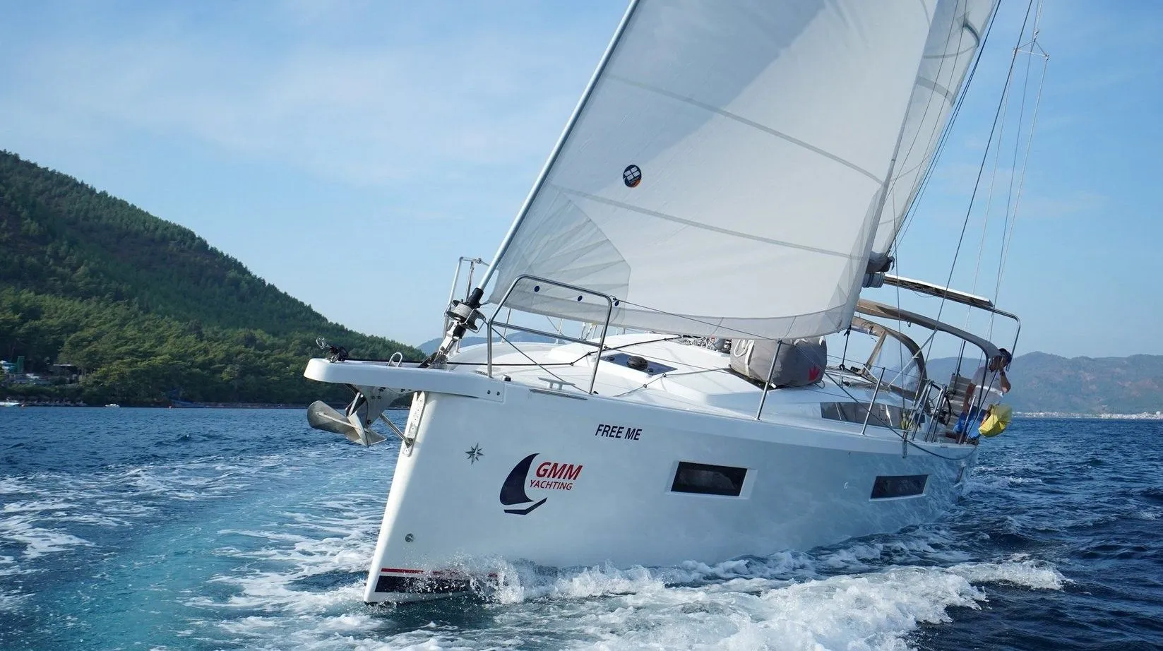 Marmaris 12.35m Kiralık Yelkenli Yat Jeanneau Sun Odyssey 410 - Fotoğraf 4