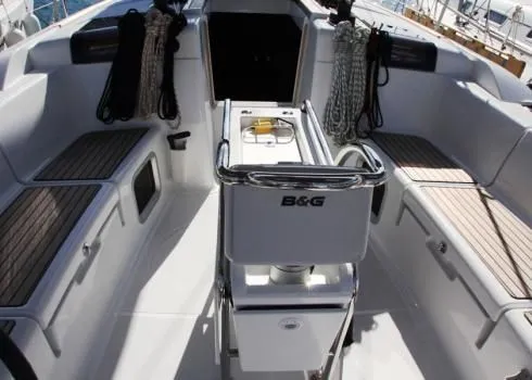 Marmaris 13.34m Kiralık Jeanneau Sun Odyssey 439 Yelkenli Yat - Fotoğraf 5