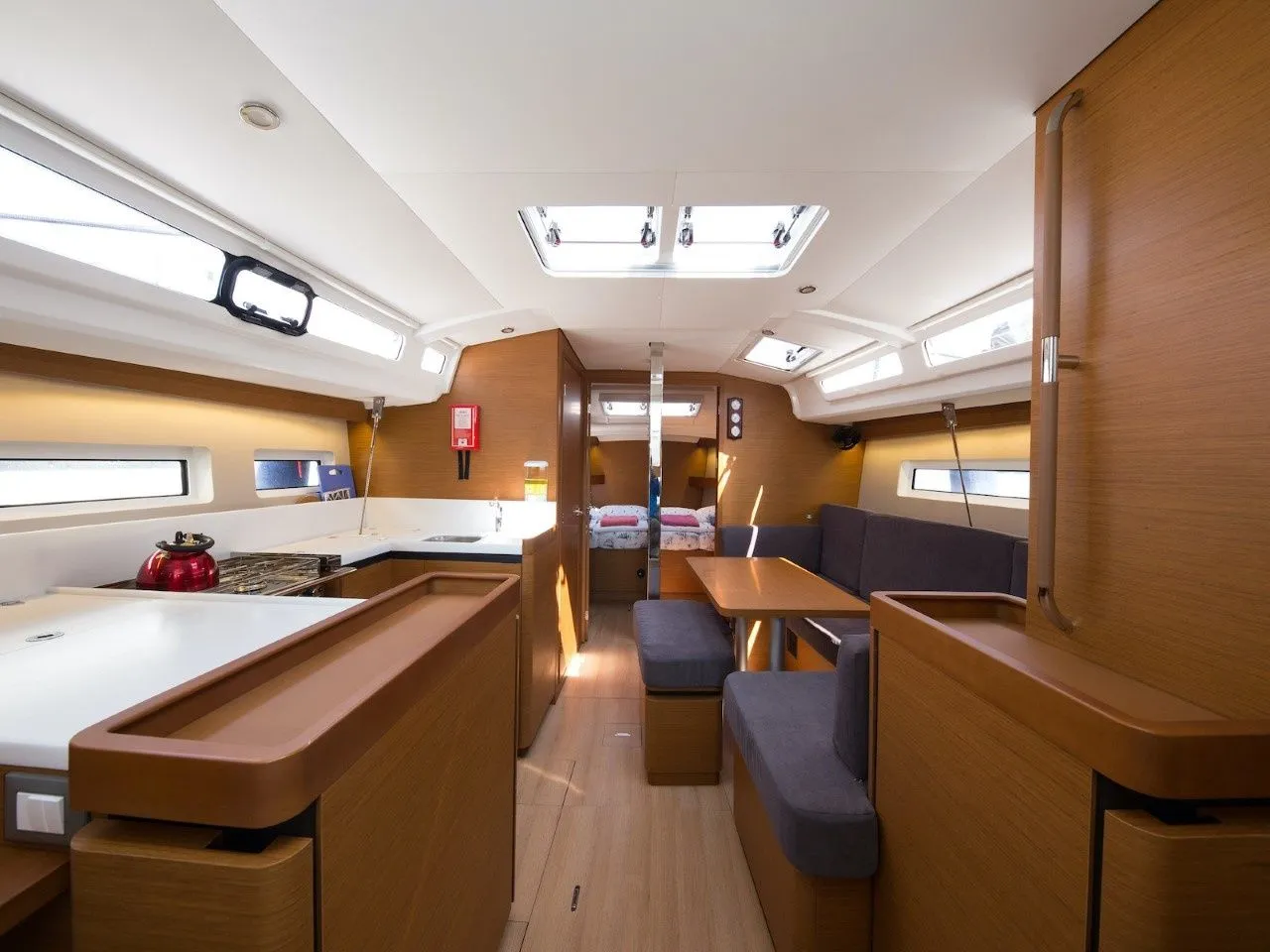 13m Fethiye Jeanneau Sun Odyssey 440 Hire - Fotoğraf 5
